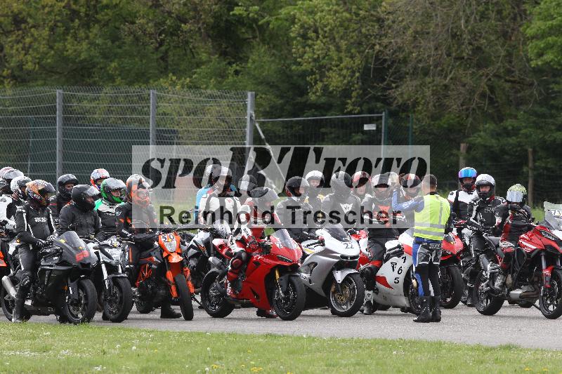 Archiv-2025/10 23.04.2025 Cornu Master School ADR/rot-rouge/63